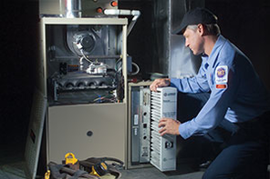 expert heating and air conditioning tech